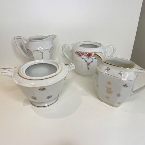 Théières et pots décoratifs moyens Romance